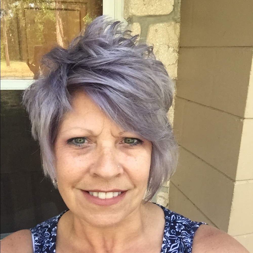 Meet your Posher, Lori